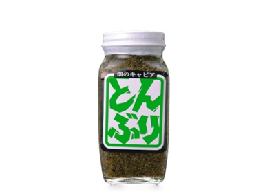 Kinako soybean flour with black sesame seeds