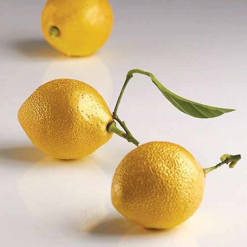 Silikonform Zitrone 85 ml, quer halbiert